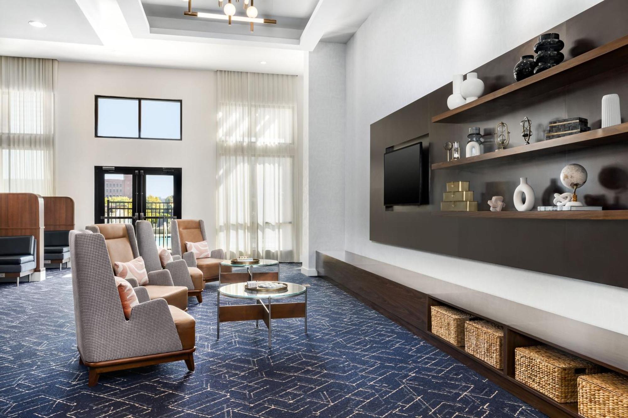 Courtyard By Marriott Columbus Феникс-сити Экстерьер фото