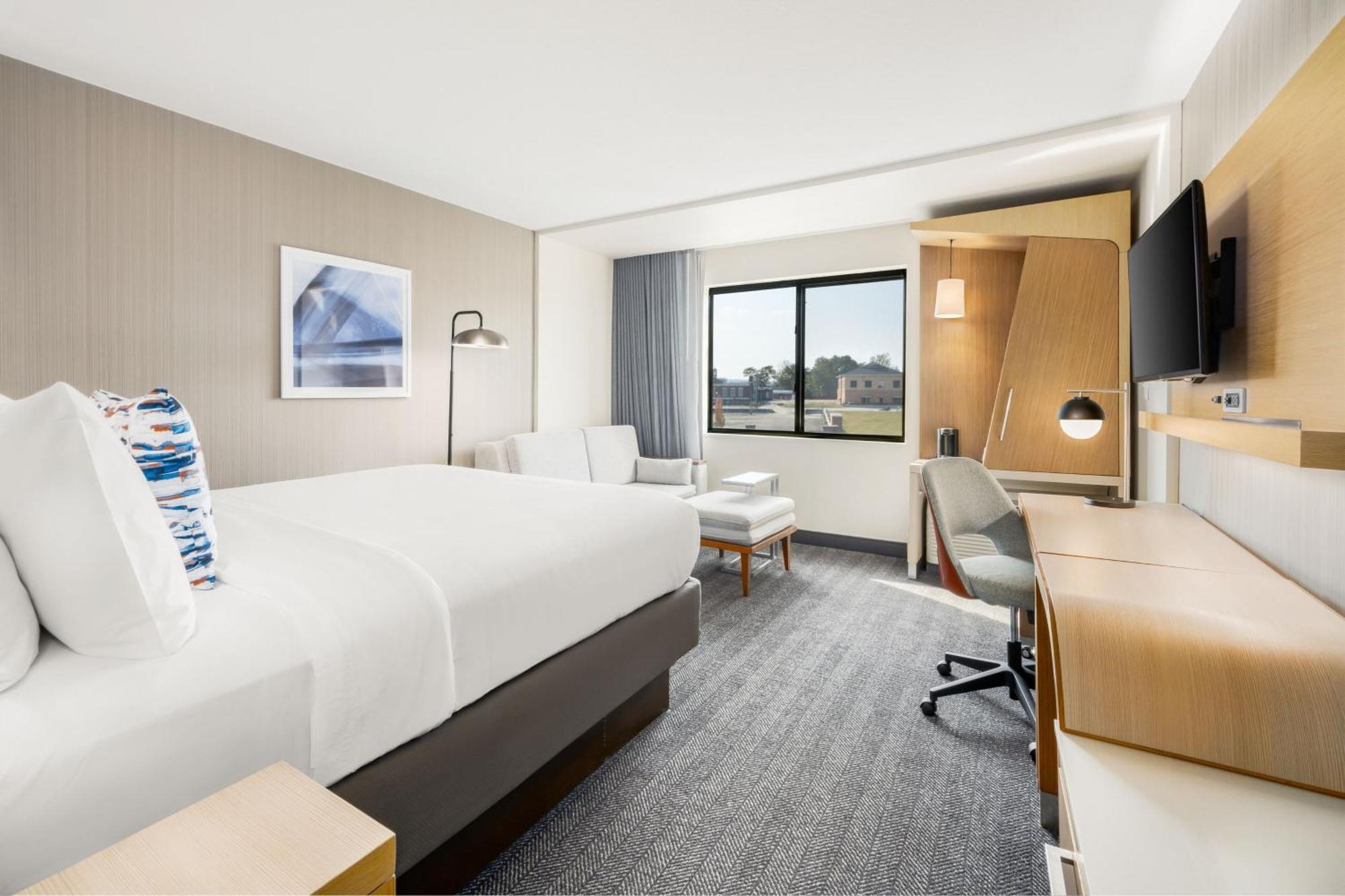 Courtyard By Marriott Columbus Феникс-сити Экстерьер фото