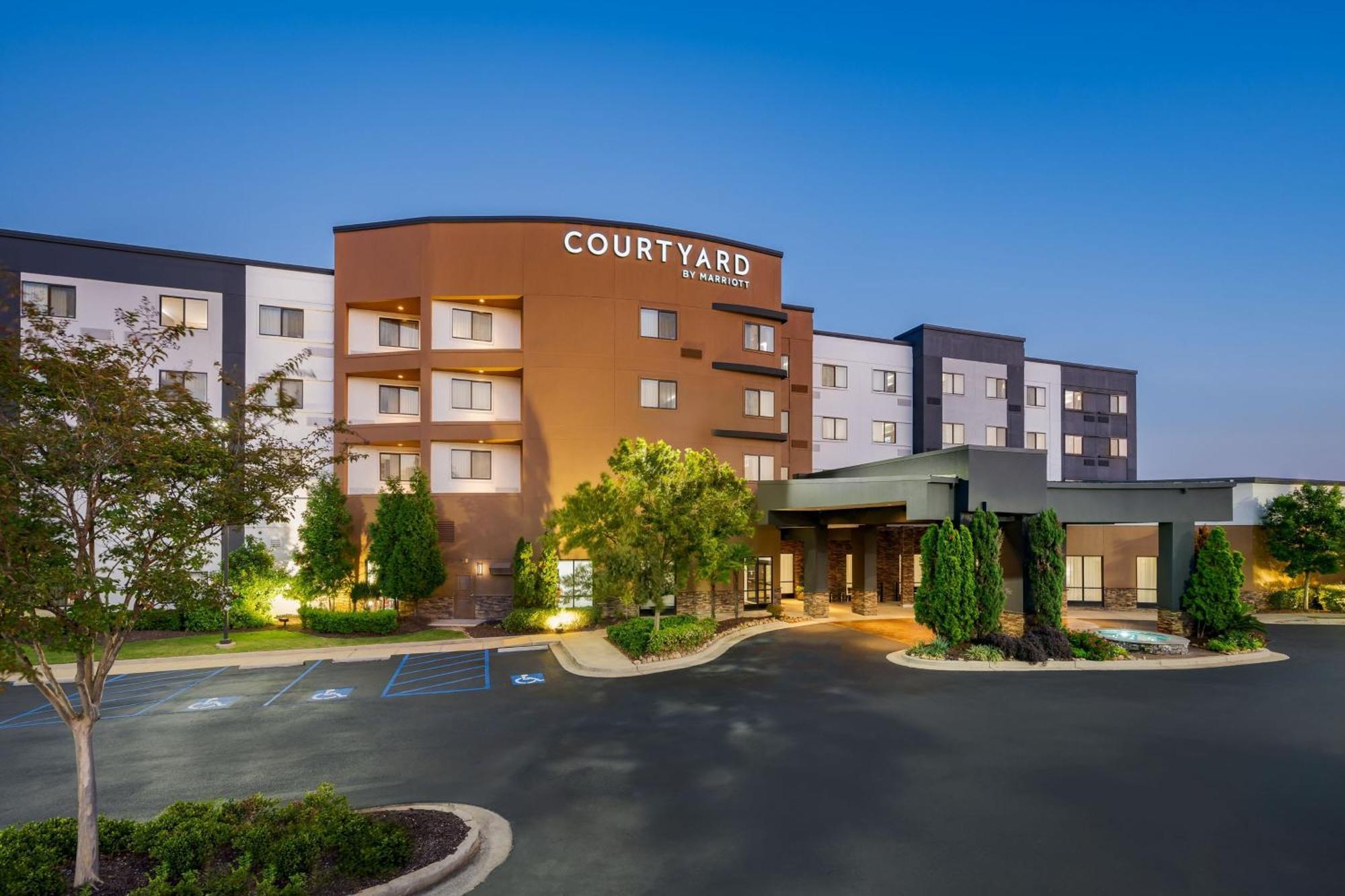 Courtyard By Marriott Columbus Феникс-сити Экстерьер фото