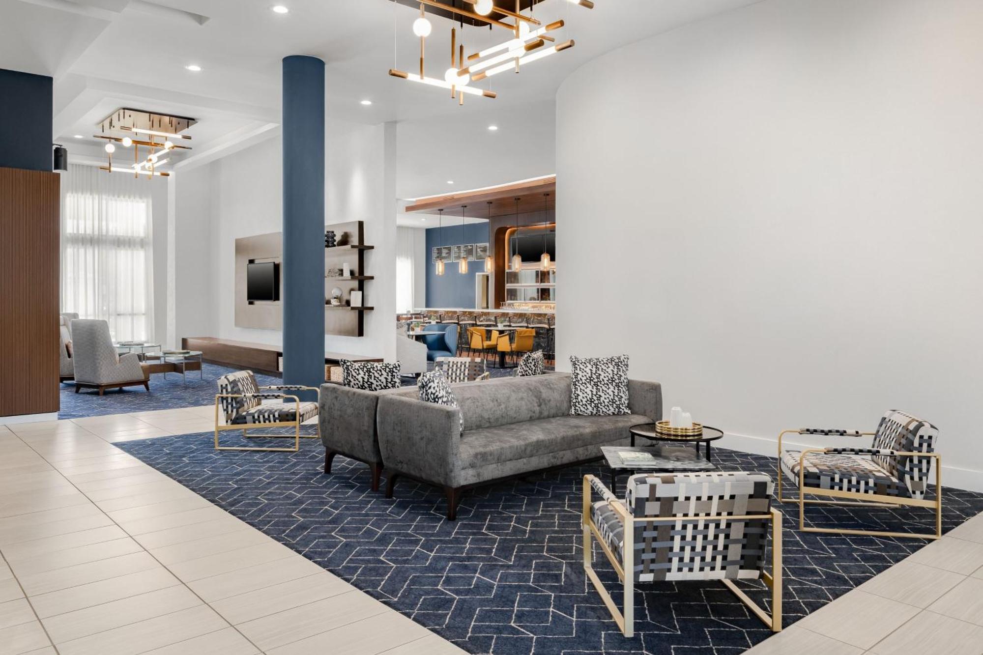 Courtyard By Marriott Columbus Феникс-сити Экстерьер фото