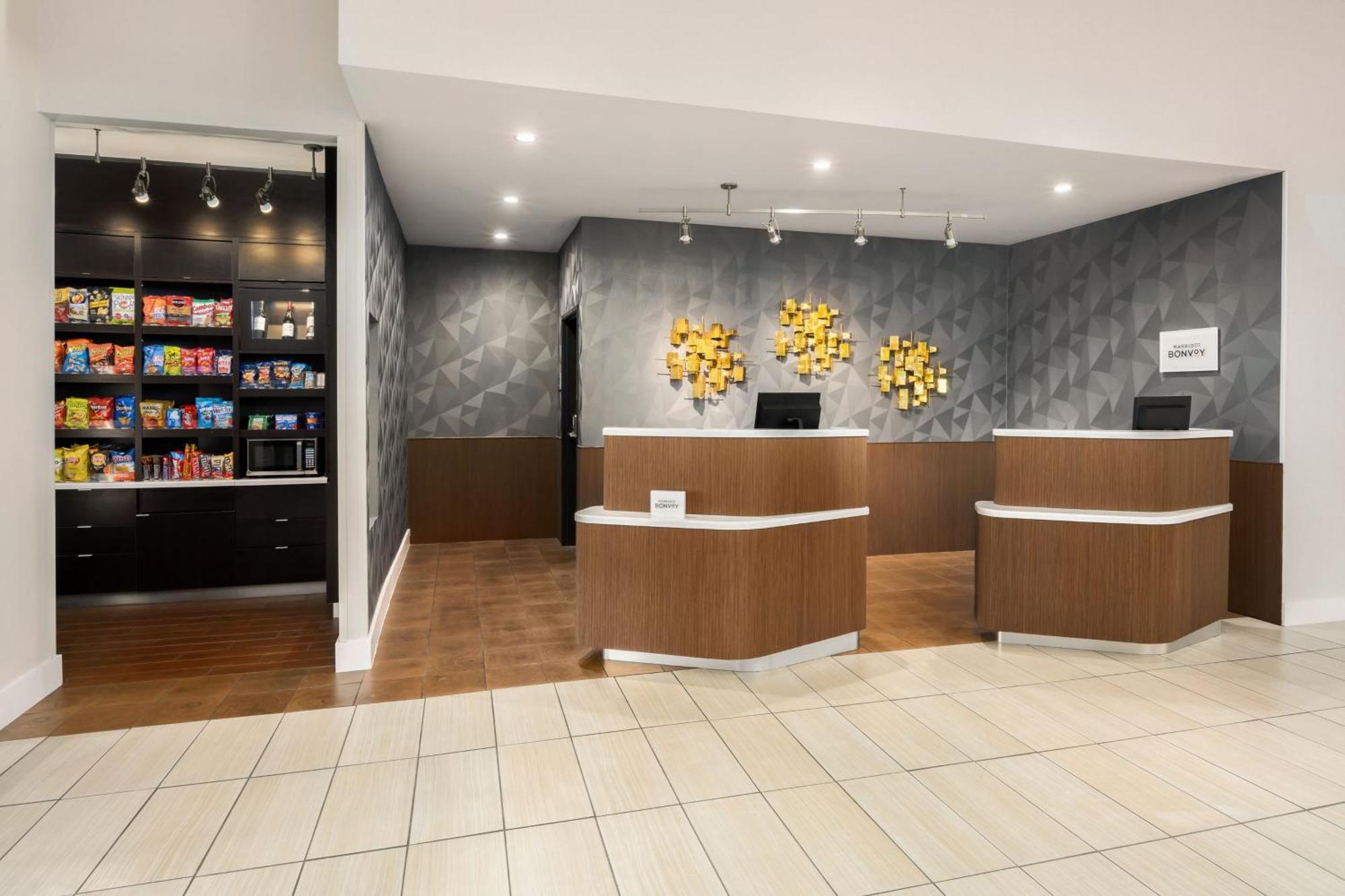 Courtyard By Marriott Columbus Феникс-сити Экстерьер фото