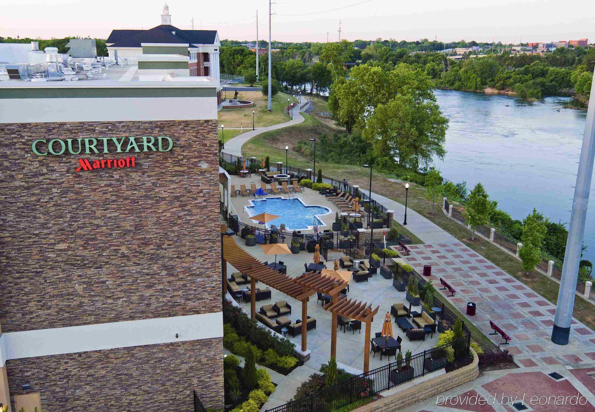 Courtyard By Marriott Columbus Феникс-сити Экстерьер фото