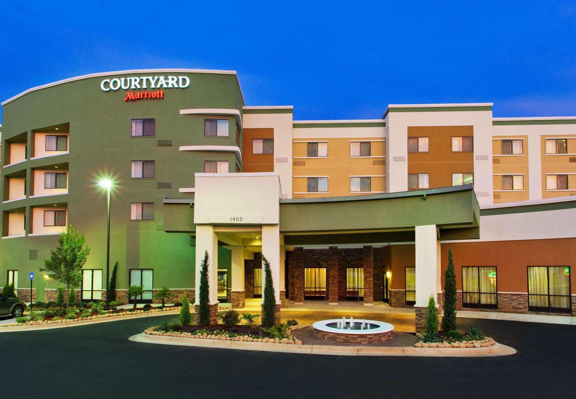 Courtyard By Marriott Columbus Феникс-сити Экстерьер фото